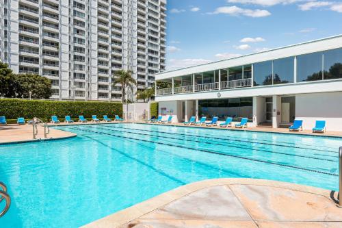 The violet-Santa Monica highrise beach front&view, Los Angeles (Foto 2)