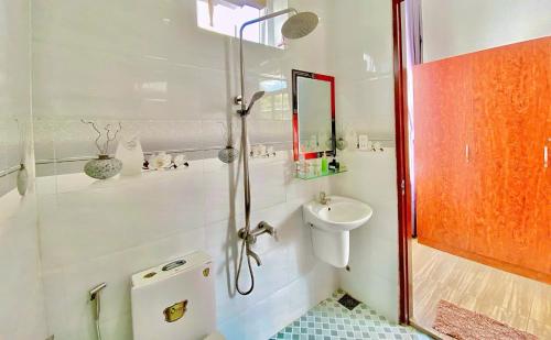 Serina Villa Pool Beach