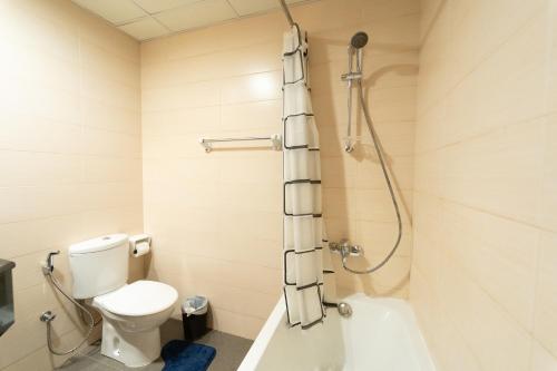 Brown Stone Holiday Homes Victory heights - image 7