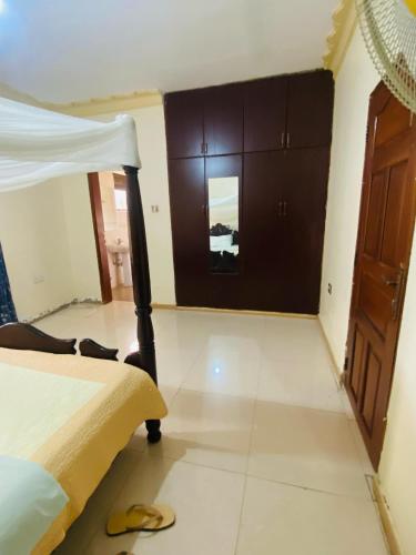 Private Palace in Arua