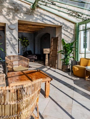 Grande Maison de Charme- 14 pers- 1h Paris in Удан