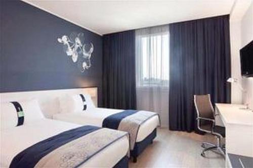 Holiday Inn Milan Nord Zara, an IHG Hotel