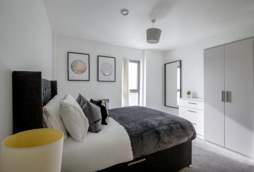 Henry Street Luxe Apartments by BOLD Apartments