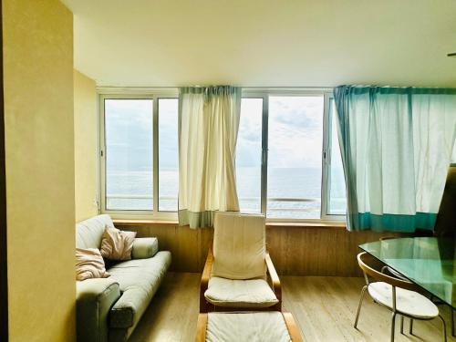 Apartment image 6