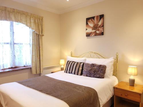 Double room, private bathroom