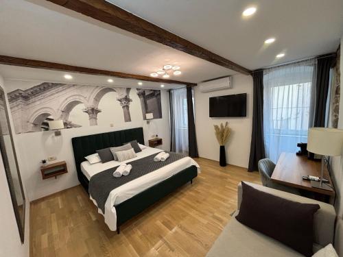 Palace Luxury Room, Split (photo 7)