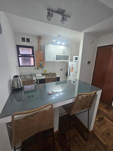 One-Bedroom Apartment image 6