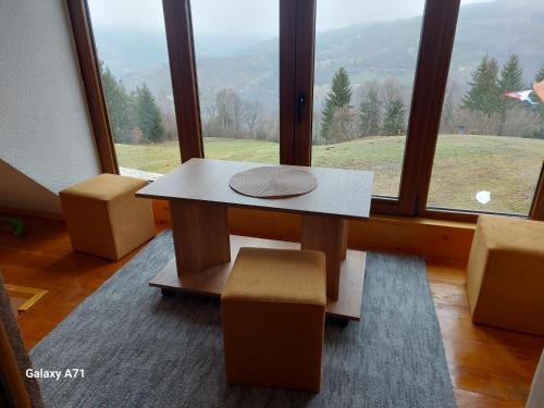 Legat tri brata in Rudno