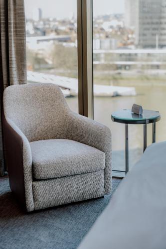 Létesítmények, Hyatt Regency London Albert Embankment near Imperial War Múzeum