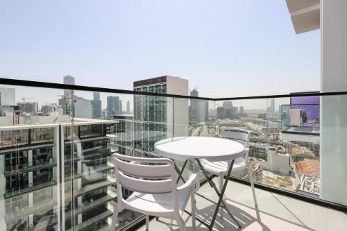 Livbnb-Urban Getaway 1BHK with JVC Skyline View, Дубай (фото 6)