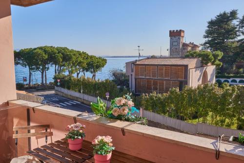 Garda Blue Lake Home Luxury Appartment - Apartment - Desenzano del Garda