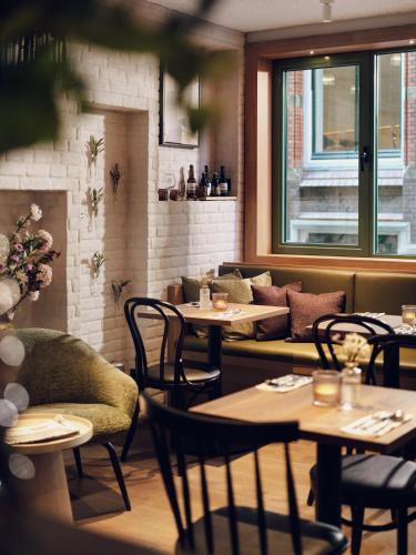 Townhouse Den Haag near Escher in het Paleis Múzeum