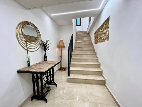 大堂, El Somni de Paqui Apartamentos Boutique Only Adults in 阿爾法法拉