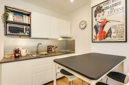 Vatican 10 min Modern apartment AC, Wi-Fi, Netflix, Roma (foto 5)