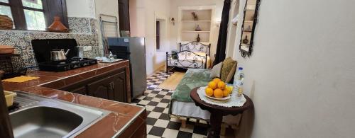 Riad Elaissi Riad Elaissi