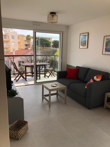 Appartement neuf, climatise et au calme a Frejus Plage near Porte d'Orée