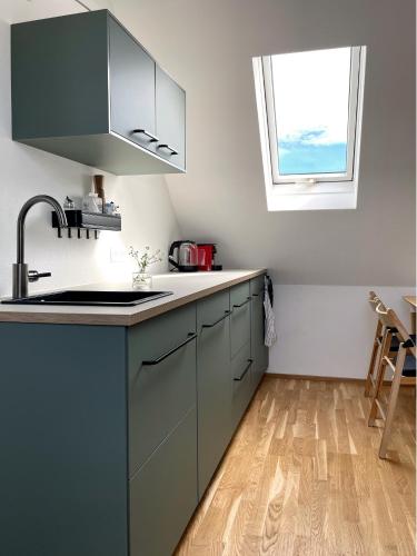 Bright + Cozy Dachgeschoß Maisonette im Zentrum, Bregenz (photo 6)