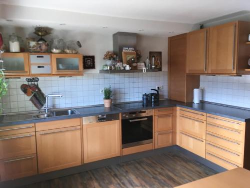 廚房, Wohnen wie zu Hause in 勞特巴赫