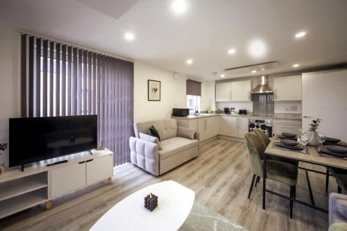 Stylish & Modern Flat 2 Min Walk to Ashford Outlet, Ashford (photo 10)