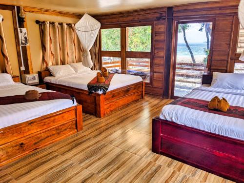 Kohrong Central Beach in Koh Rong