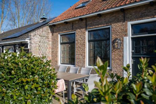 Groepswoning in hart van Zeeland 8 personen VP051
