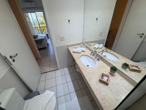 Four-Bedroom Apartment with Pool View image 8