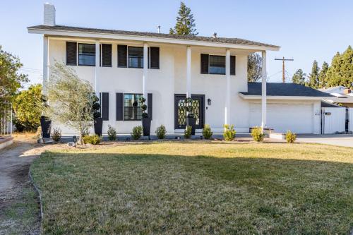 A szálláshely kívülről, Spacious 4BR Retreat near Disneyland & Beaches in Placentia (Kalifornia)