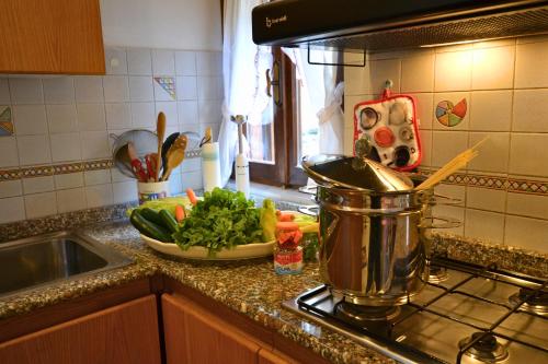virtuve, Chalet Il Nido in Ceppo Morelli