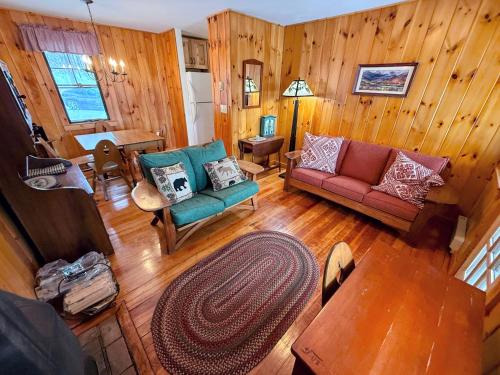 11G Quintessential New Engalnd Cottage with Fantastic Views! in Sugar Hill