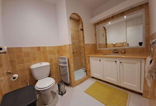 Marcogevi - Superbe Duplex avec Vue Mer et Saint-Tropez Marcogevi - Superbe Duplex avec Vue Mer et Saint-Tropez