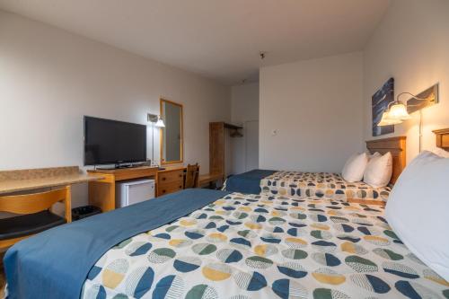 2 double beds