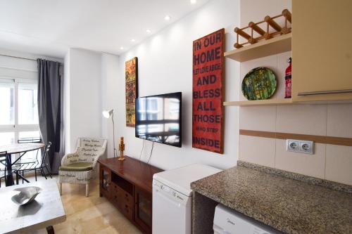 One-Bedroom Apartment image 5