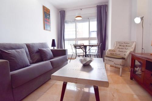 One-Bedroom Apartment image 2