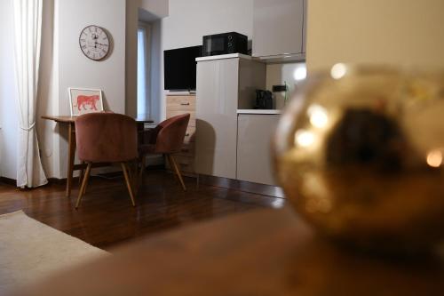 Chic Apartment in Duomo, Milano (foto 8)