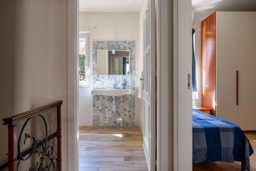 حمام, Baglio dei Conti d'Orléans (Baglio dei Conti d'Orleans) in University Area