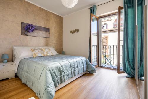 شرفة/ تراس, Baglio dei Conti d'Orléans (Baglio dei Conti d'Orleans) in University Area