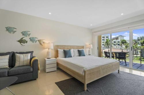 Beachfront - Superior View Studio condo - E225-1, Palm/Eagle Beach (Foto 8)