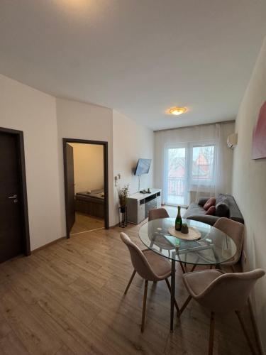 Corso Wellness Apartman in Шиофок