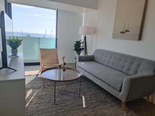HOM I Depto 1D1B Frente al Mall con Terraza Vista al Mar 2312