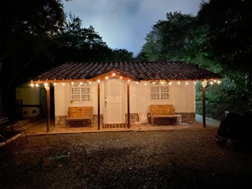 Cabernet Cabaña - La Cava Lodge
