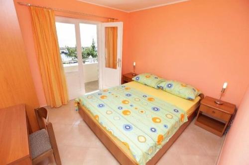 Apartments Tonci - image 4