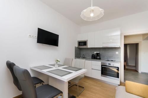 Two-Bedroom Apartment Standard image 7