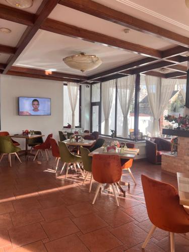 Hotel Jasmine 4