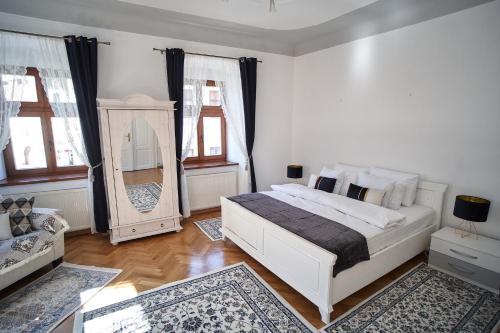 Apartment image 3