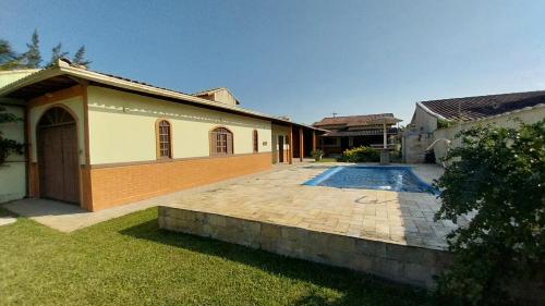 Casa ORLA 500 três quadras da praia – khách sạn tại Unamar