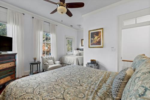 Carly`s Retreat – Savannah, GA