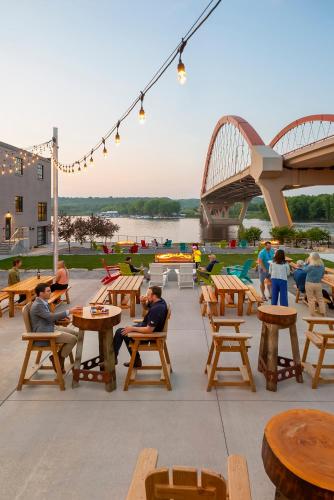 The Confluence Hotel in Hastings, USA