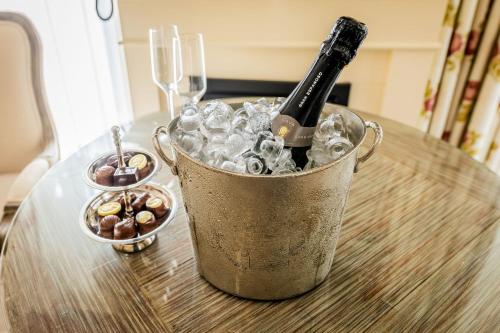 Hof van Putten - image 2