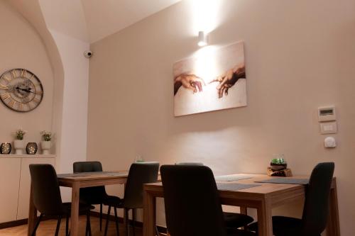 HeySuite Classic - Luxury House - Navona 2