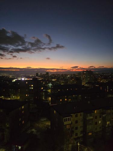 The View, Jerewan (Foto 7)